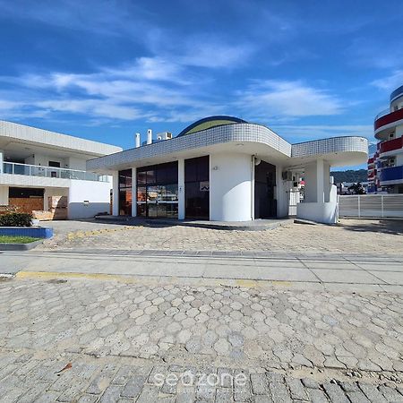 Apto C/ Varanda Em Condominio Pe Na Areia Iho127 Florianopolis Exterior photo